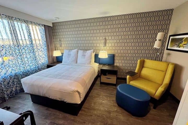 Room 8 of 26