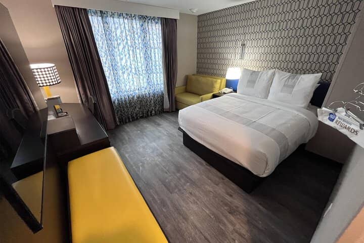 Room 21 of 26