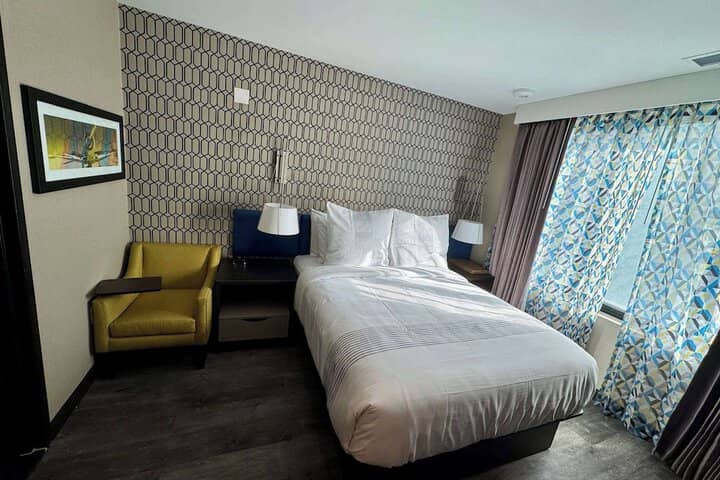 Room 5 of 26